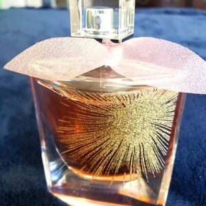 La vie est belle,  Lancome